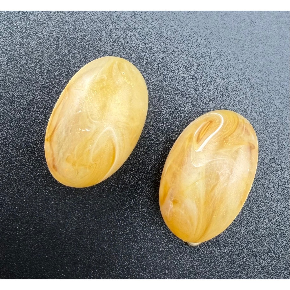Beige Yellow Honey Marbled Acrylic Clip On Earrings Vintage 80s 90s